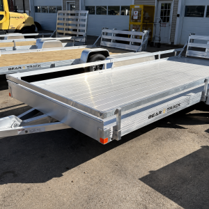 Bear Track Aluminium-Nutzanhänger 6,5 × 16 ft, 4.4K (Modell 2026), mit Bordwand-Kit und passendem Ersatzrad