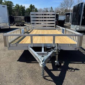 Sure-Trac Aluminium-Nutz- und ATV-Anhänger 7 × 14 ft, 5K (Modell 2026) – mit seitlich verstauten Auffahrrampen